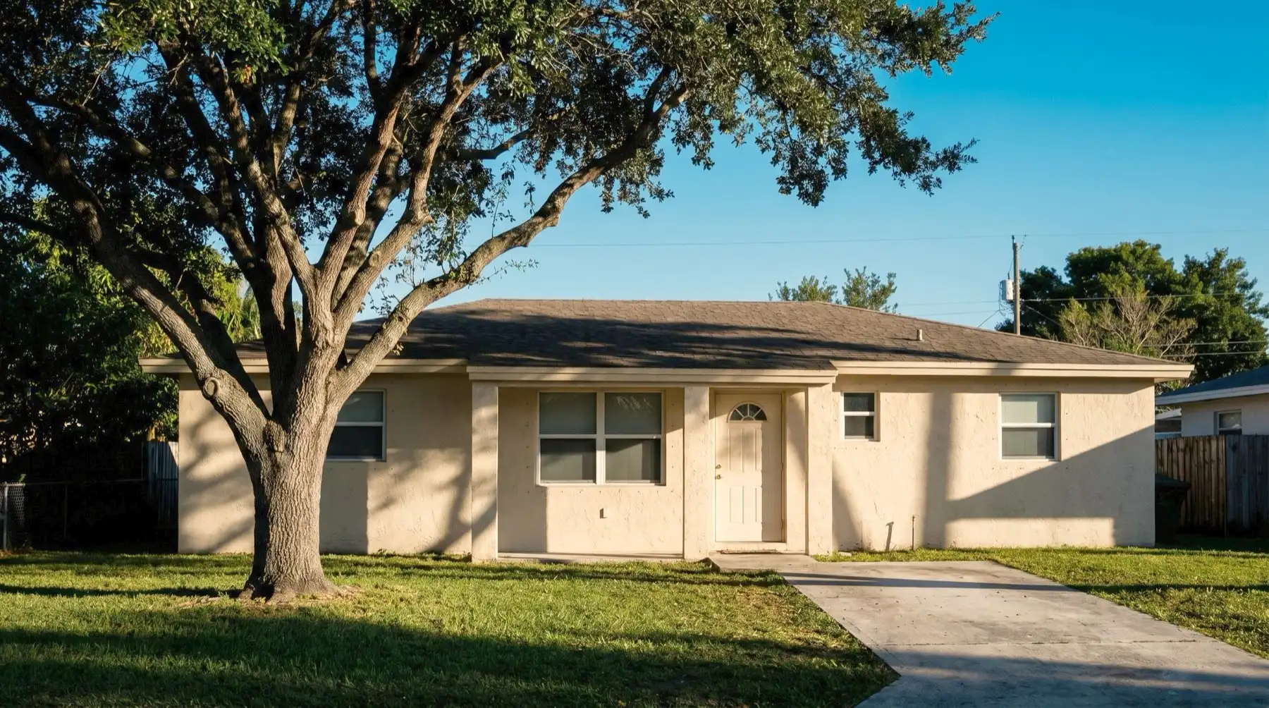 Illustrative image: A Miami Gardens family home with a front yard